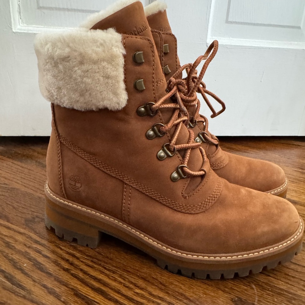 Timberland Women's Tan Suede Boots